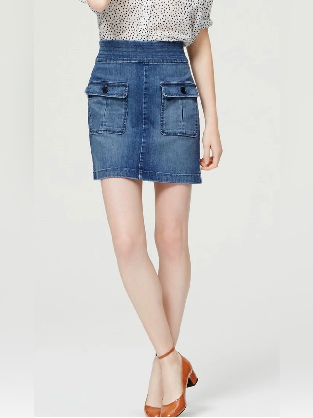 Ann Taylor LOFT Cargo Pockets Denim Skirt in Summit Blue Wash Size 24/00 EUC